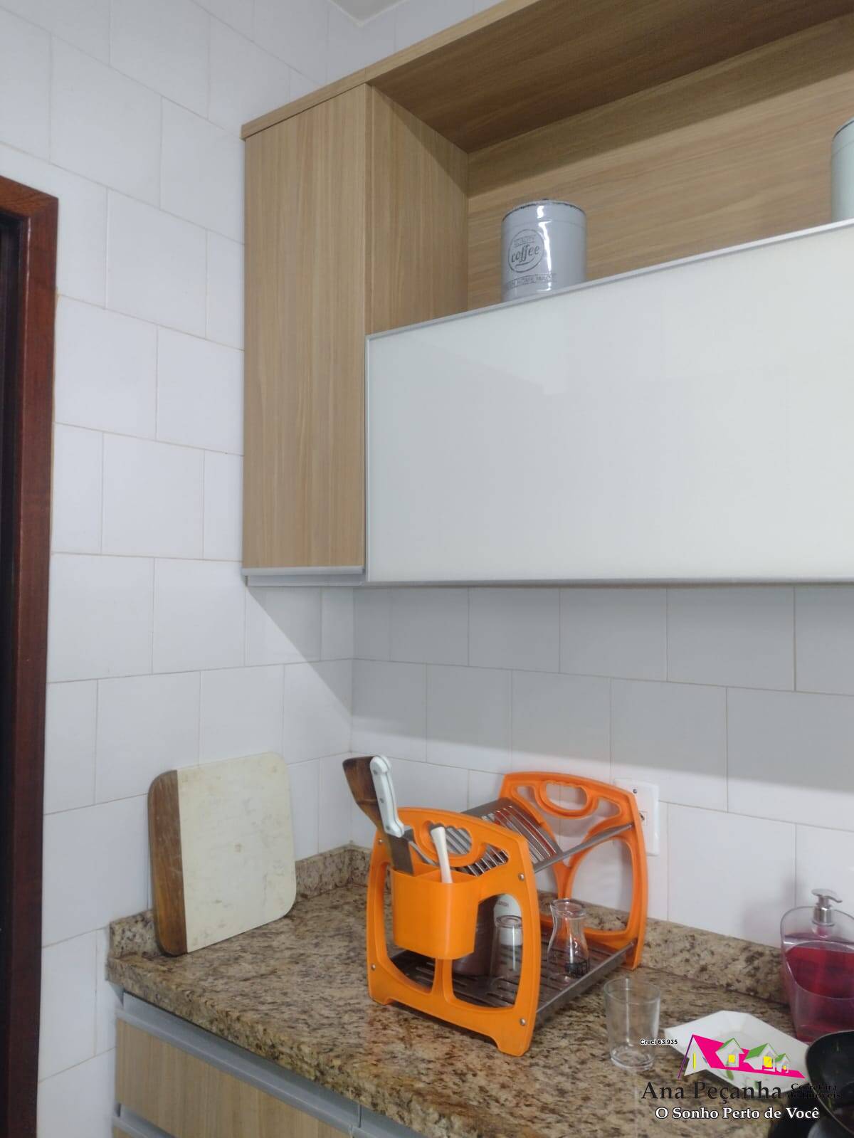 Casa a Venda com 3 Quartos, Piscina, Churrasqueira Próxima ao Barroco!!