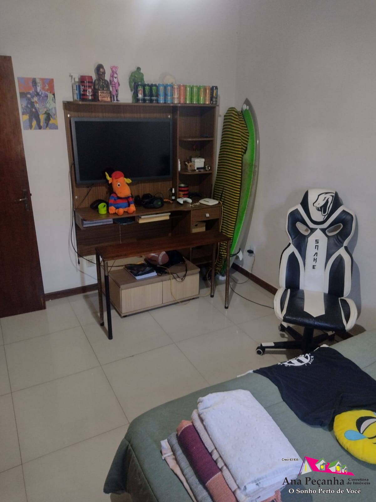 Casa a Venda com 3 Quartos, Piscina, Churrasqueira Próxima ao Barroco!!