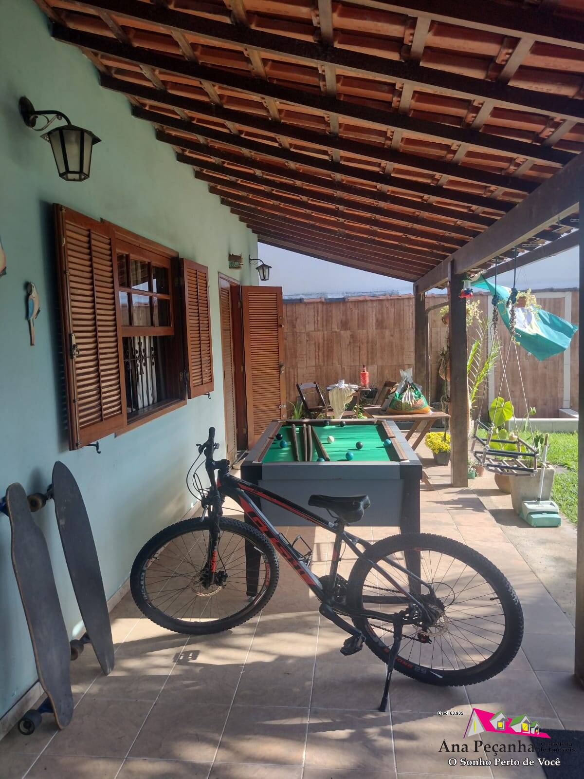 Casa a Venda com 3 Quartos, Piscina, Churrasqueira Próxima ao Barroco!!