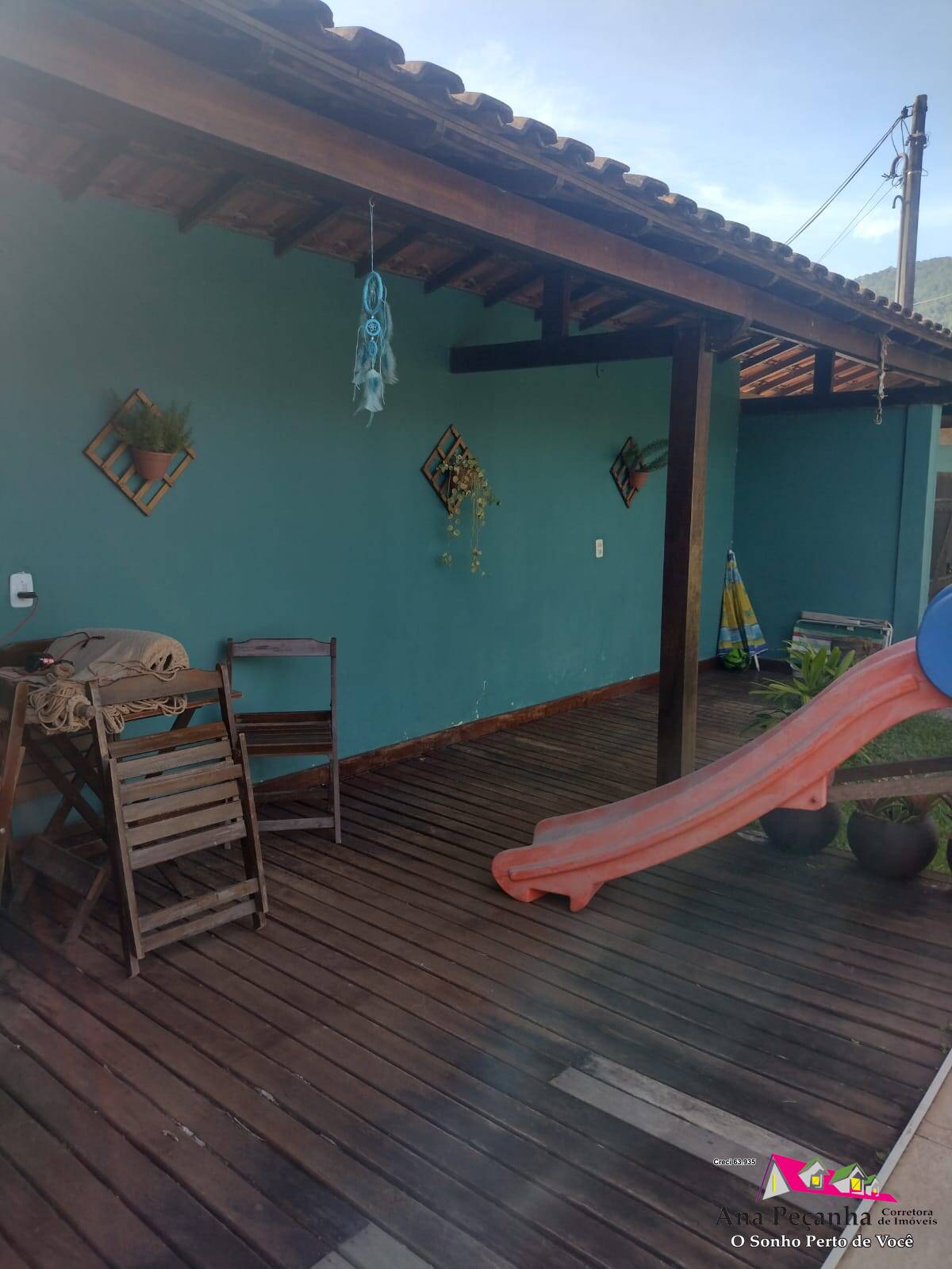 Casa a Venda com 3 Quartos, Piscina, Churrasqueira Próxima ao Barroco!!