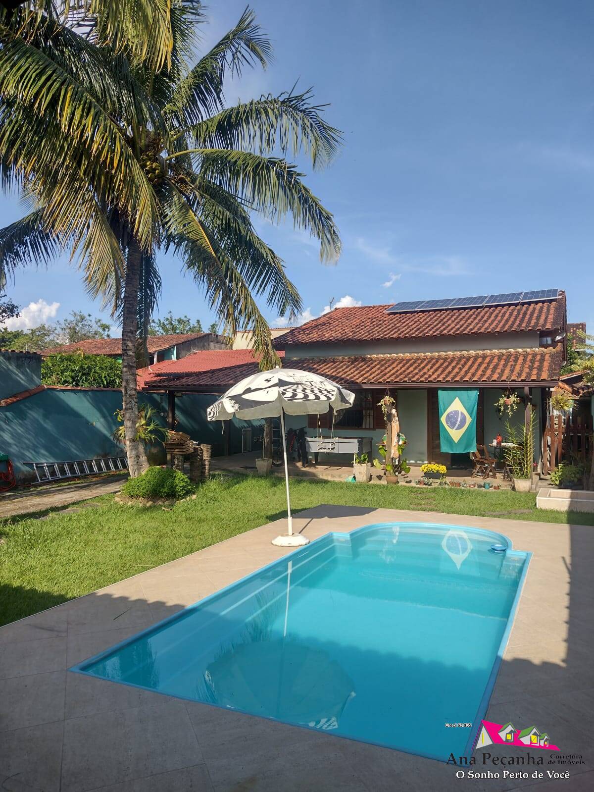 Casa a Venda com 3 Quartos, Piscina, Churrasqueira Próxima ao Barroco!!
