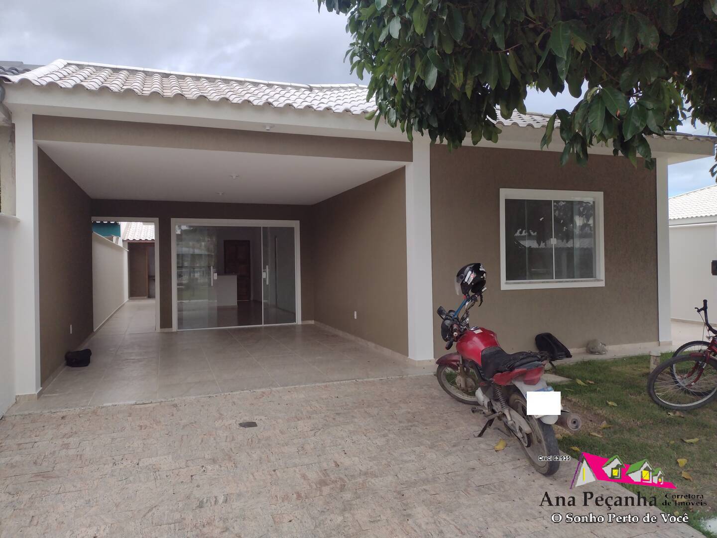 Bela Casa em Condomínio a Venda, 3 Quartos, 2 Suítes em Itaipuaçú!