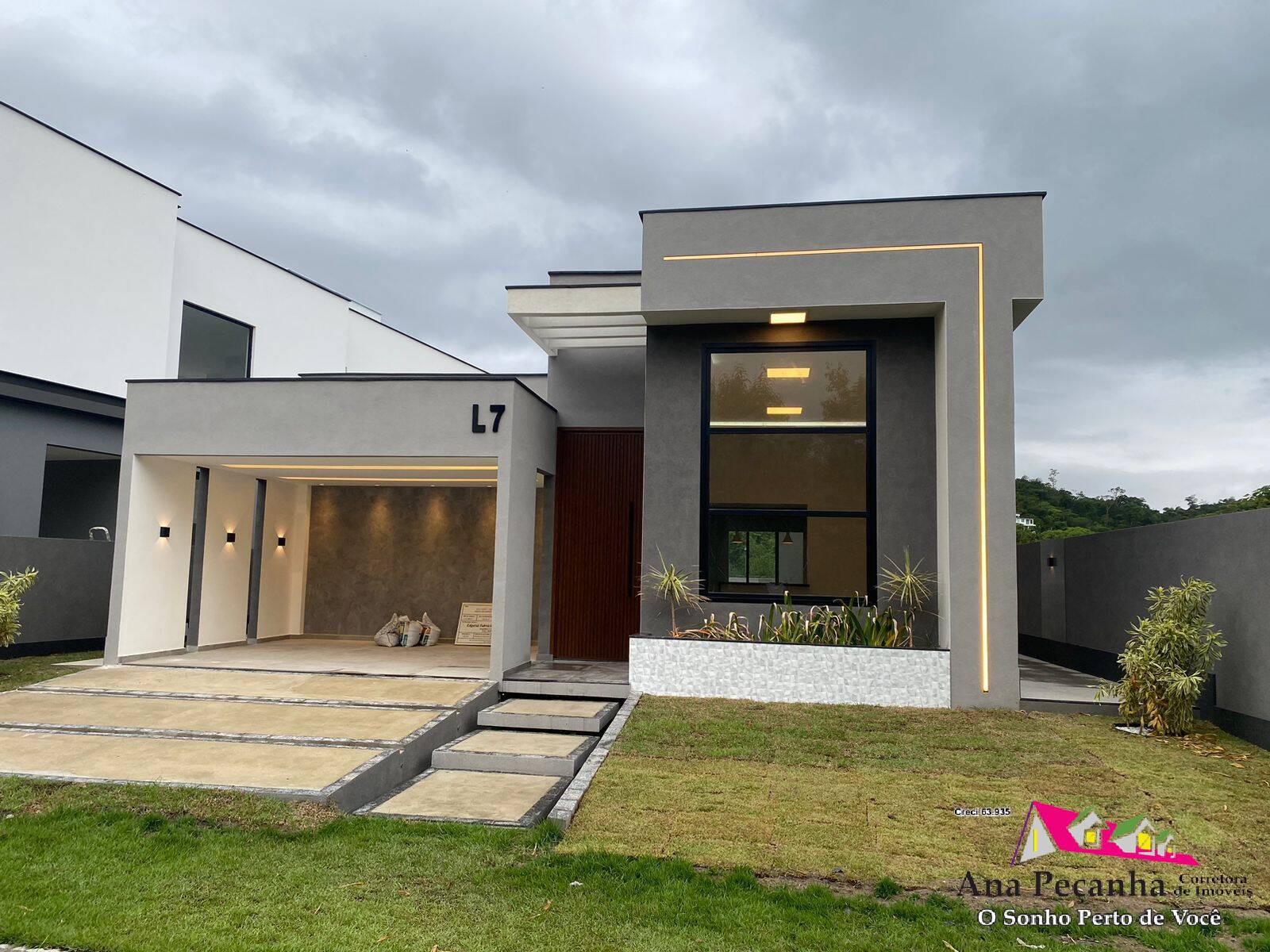 Casa Espetacular a Venda em Condomínio, 3 Quartos, em Maricá!