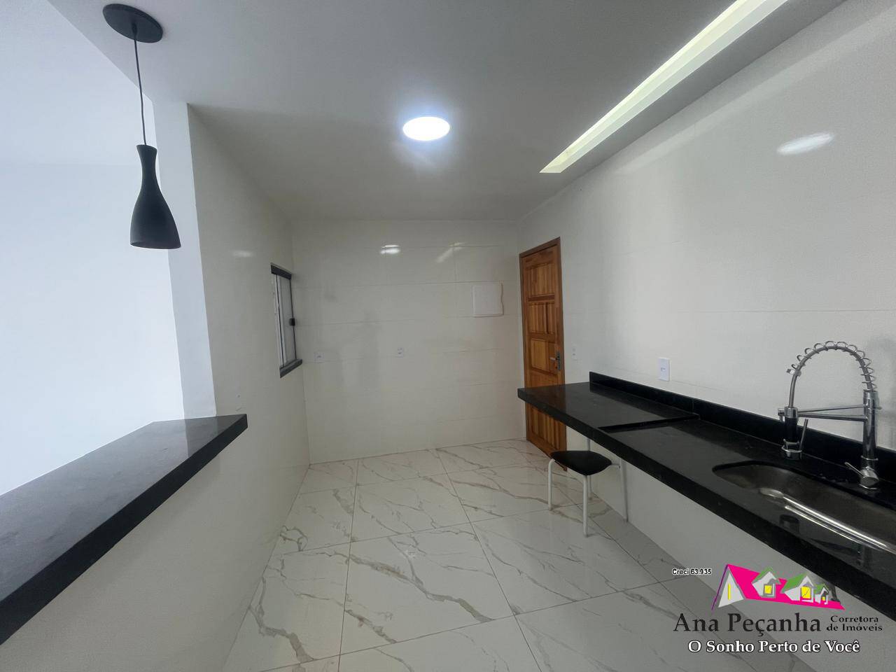 Casa Linda a Venda, 3 Quartos, Bem Localizada em Itaipuaçu!