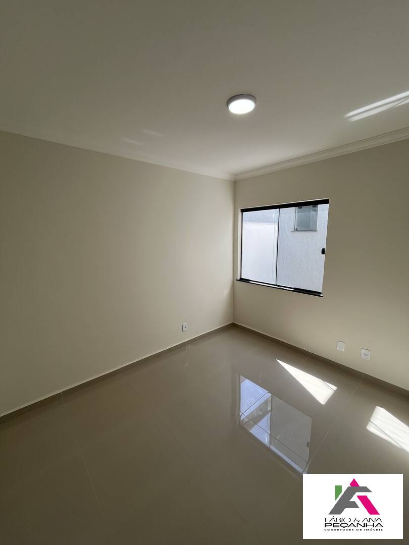 Casa Orlando rua 19 Sbl 598 mil!