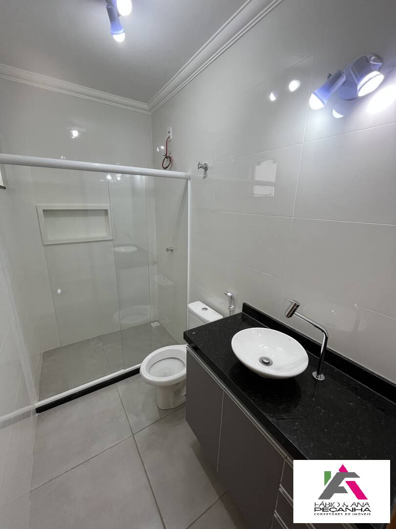 Casa Orlando rua 19 Sbl 598 mil!